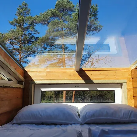 Semesterbostad Gluba Treetop Elgposten *