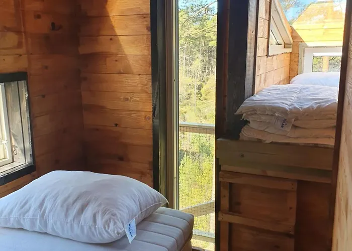 Gluba Treetop Elgposten Hébergement de vacances *